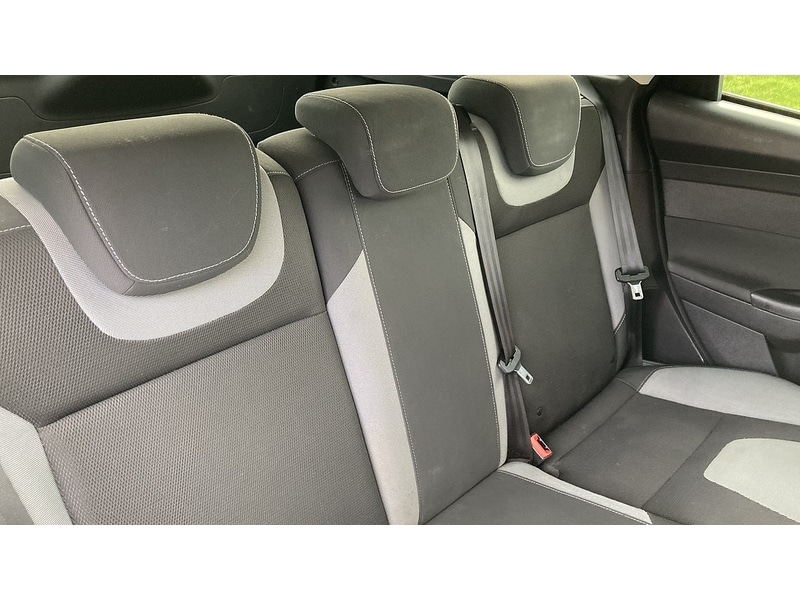 Used Ford Focus 2012 for sale - 77367842: Photo 4