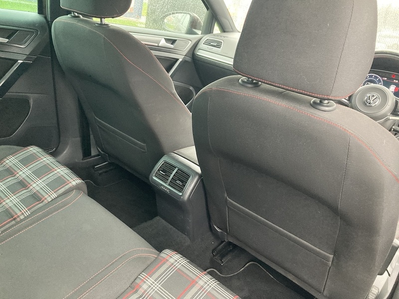 Used Volkswagen Golf 2017 for sale - 77617824: Photo 15