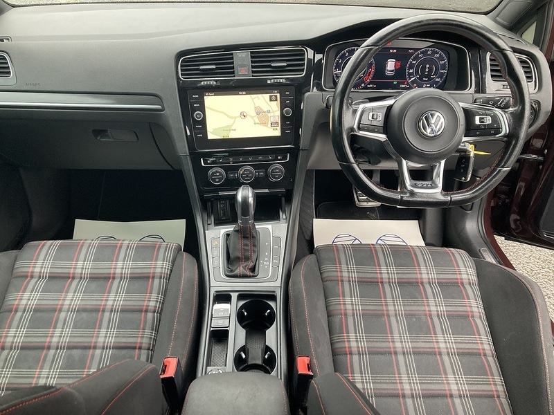 Used Volkswagen Golf 2017 for sale - 77617824: Photo 16