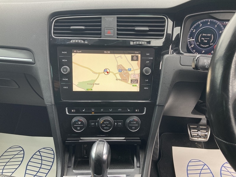 Used Volkswagen Golf 2017 for sale - 77617824: Photo 25