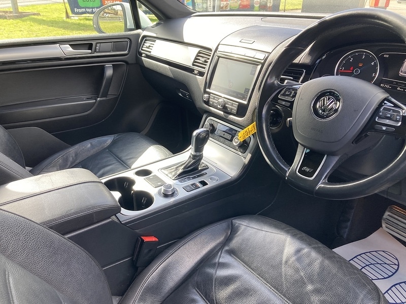 Used Volkswagen Touareg 2016 for sale - 78016639: Photo 12