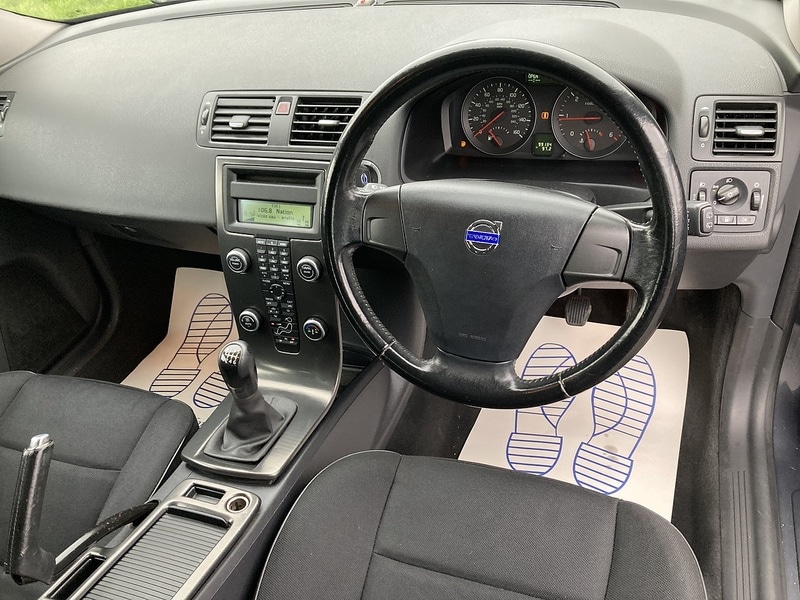 Used Volvo V50 2009 for sale - 77367825: Photo 2