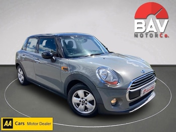 Used MINI Hatch 2017 for sale - 78598767: Photo