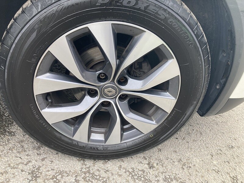 Used Renault Captur for sale - 77818012: Photo 24