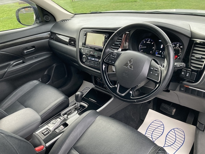 Used Mitsubishi Outlander 2017 for sale - 77378063: Photo 12