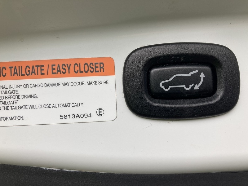 Used Mitsubishi Outlander 2017 for sale - 77378063: Photo 24