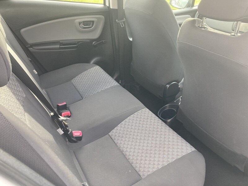 Used Toyota Yaris 2014 for sale - 77465347: Photo 15