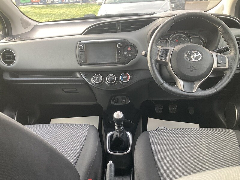 Used Toyota Yaris 2014 for sale - 77465347: Photo 16