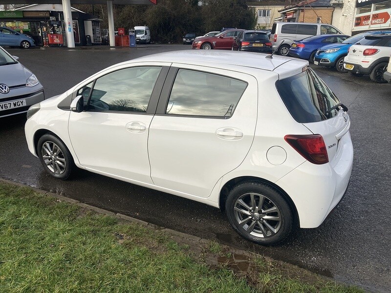 Used Toyota Yaris 2014 for sale - 77465347: Photo 20