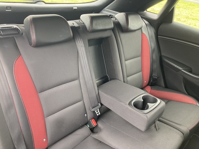 Used Hyundai i30 2015 for sale - 77990127: Photo 14