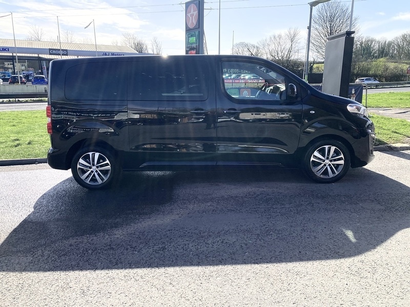 Used Peugeot Traveller 2017 for sale - 77880596: Photo 17