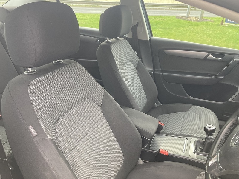 Used Volkswagen Passat 2011 for sale - 77579583: Photo 13