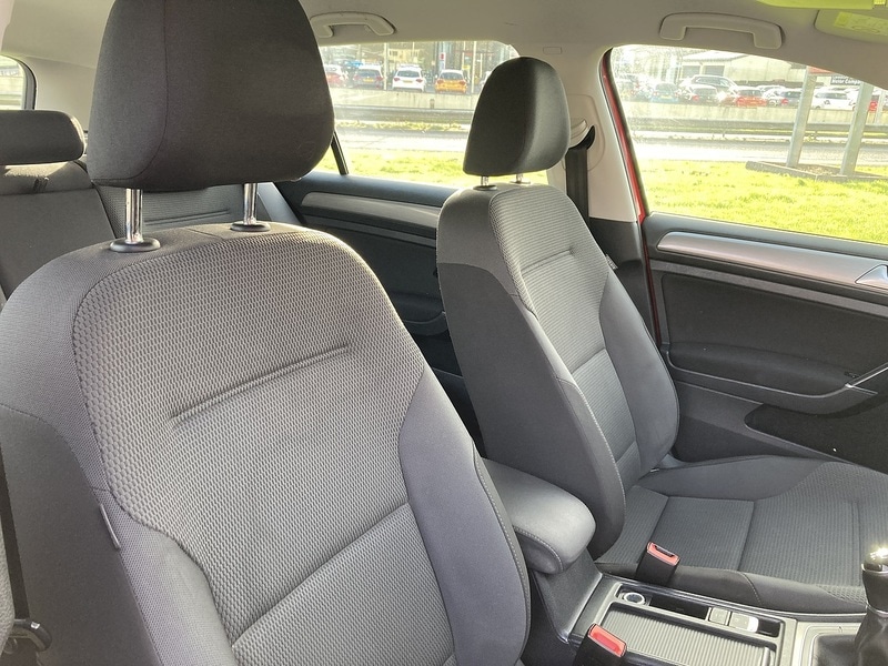 Used Volkswagen Golf 2015 for sale - 77367817: Photo 3