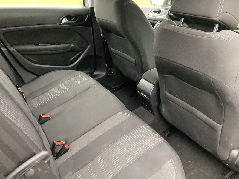 Used Peugeot 308 2017 for sale - 77378101: Photo 15