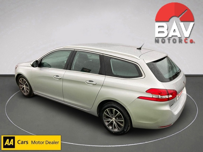 Used Peugeot 308 2017 for sale - 77378101: Photo 8