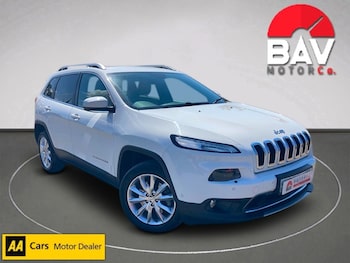 Used Jeep Cherokee 2015 for sale - 79381069: Photo