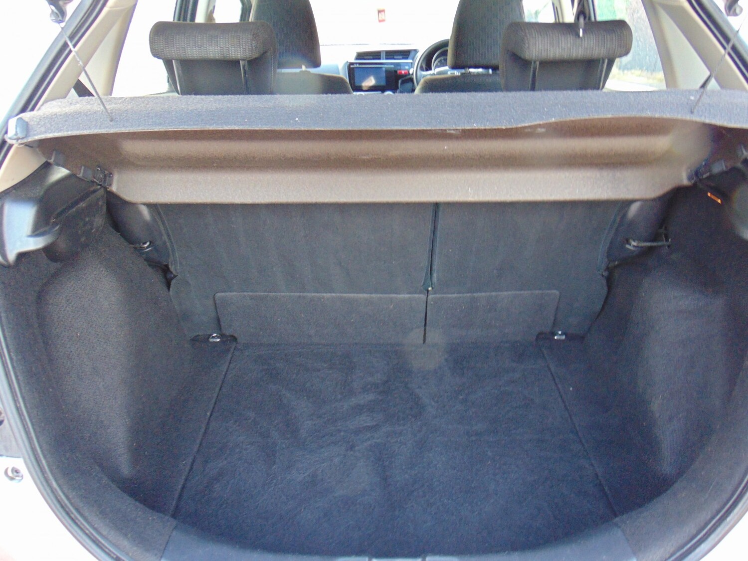 Used Honda Jazz 2015 for sale - 77813144: Photo 20