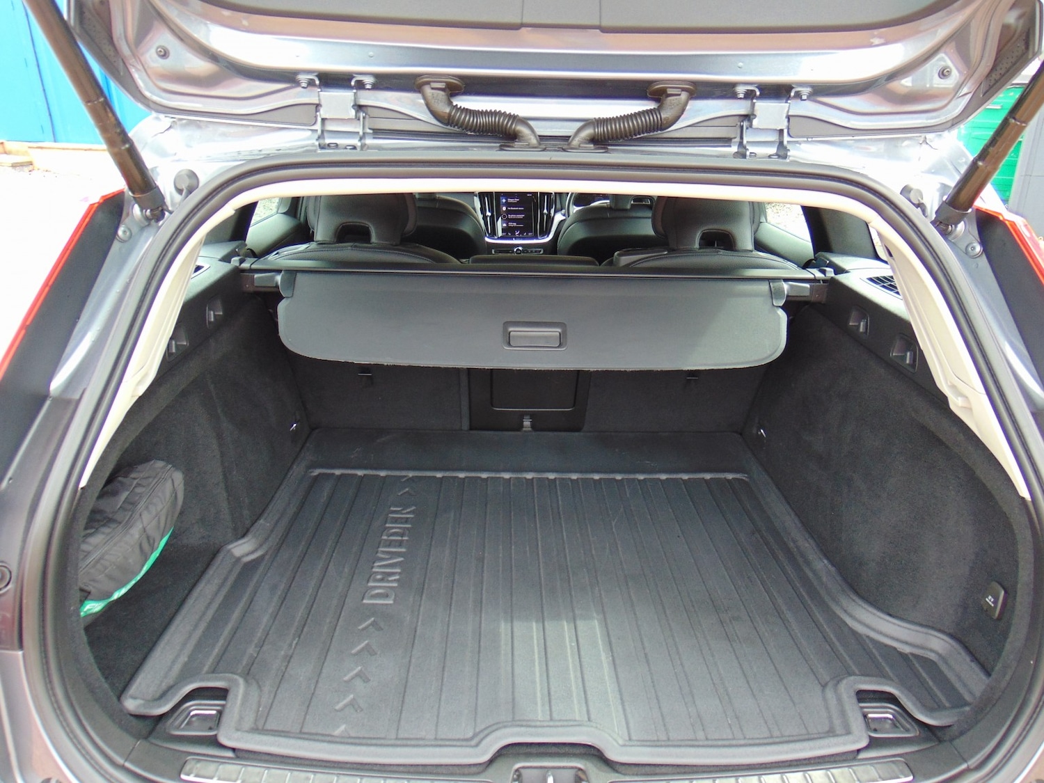 Used Volvo V60 2021 for sale - 77991754: Photo 23