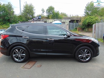 Used Hyundai Santa Fe 2015 for sale - 75475406: Photo