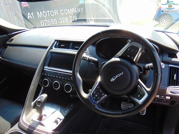 Used Jaguar E-Pace 2019 for sale - 75048929: Photo 16
