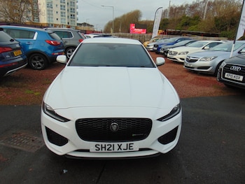 Used Jaguar XE 2021 for sale - 76982756: Photo