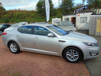 2012 - 1.7 CRDi EcoDynamics 1 * MOT JULY 2026 * FREE 6 MONTHS WARRANTY * FREE 6 MO 4-Door