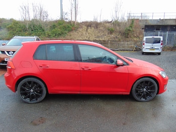 Used Volkswagen Golf 2014 for sale - 77822257: Photo