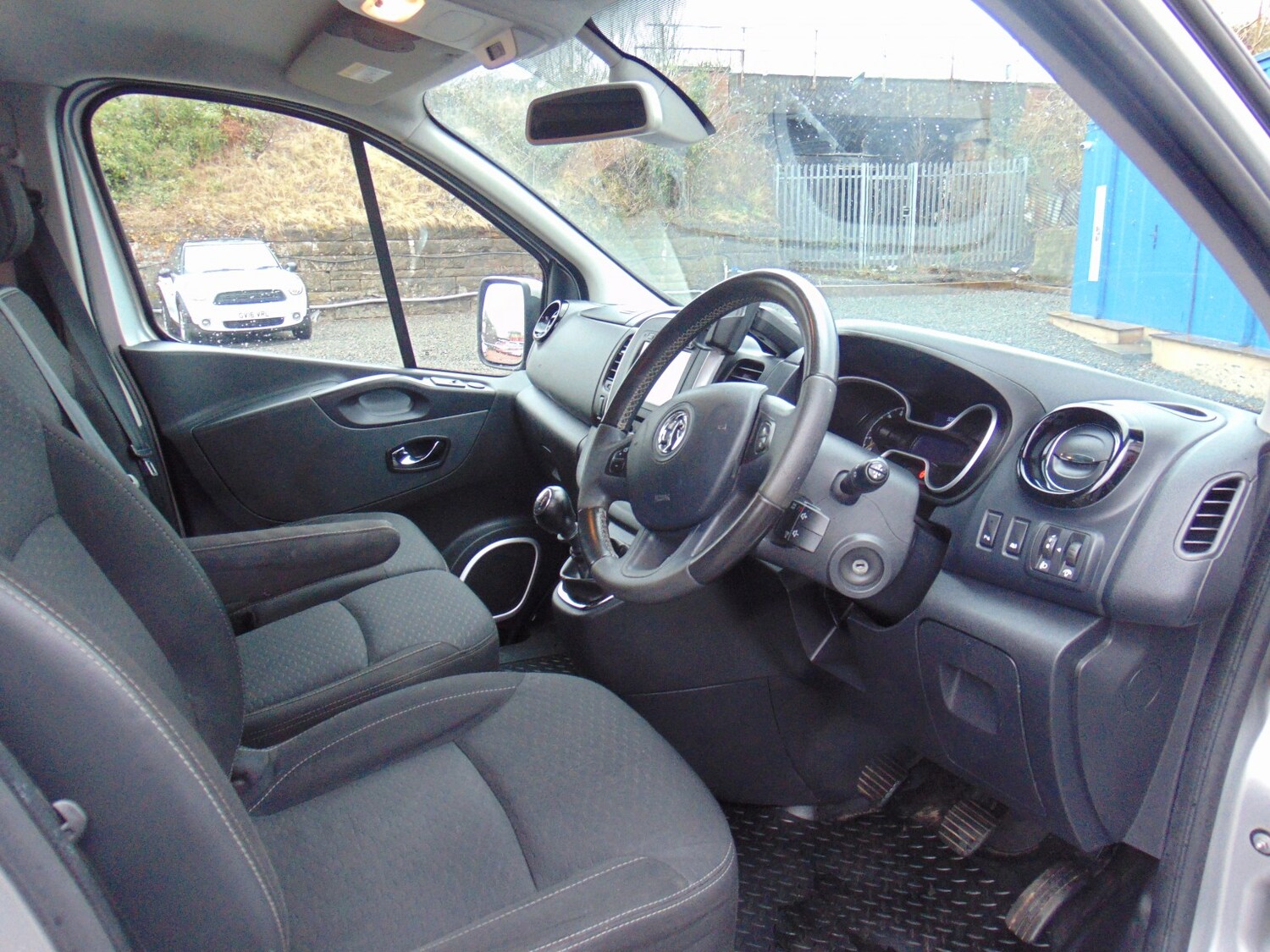 Used Vauxhall Vivaro 2015 for sale - 77844918: Photo 13