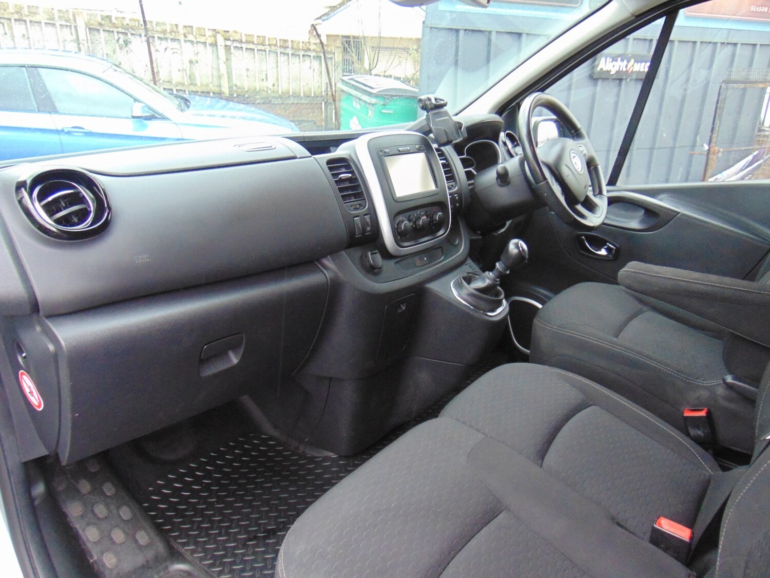 Used Vauxhall Vivaro 2015 for sale - 77844918: Photo 17