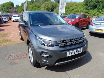 Used Land Rover Discovery Sport 2016 for sale - 79091300: Photo