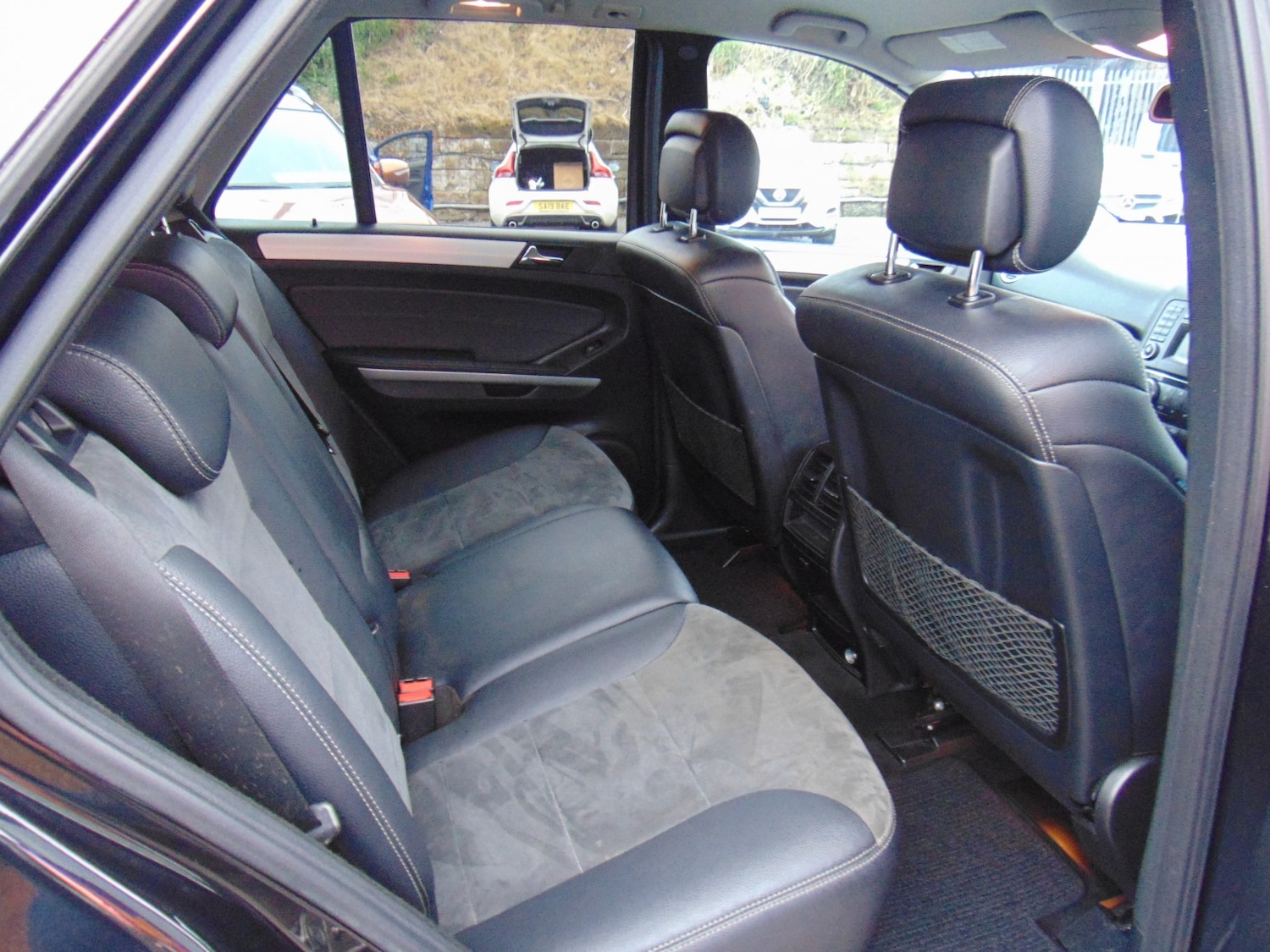 Used Mercedes-Benz M Class 2010 for sale - 77675722: Photo 20