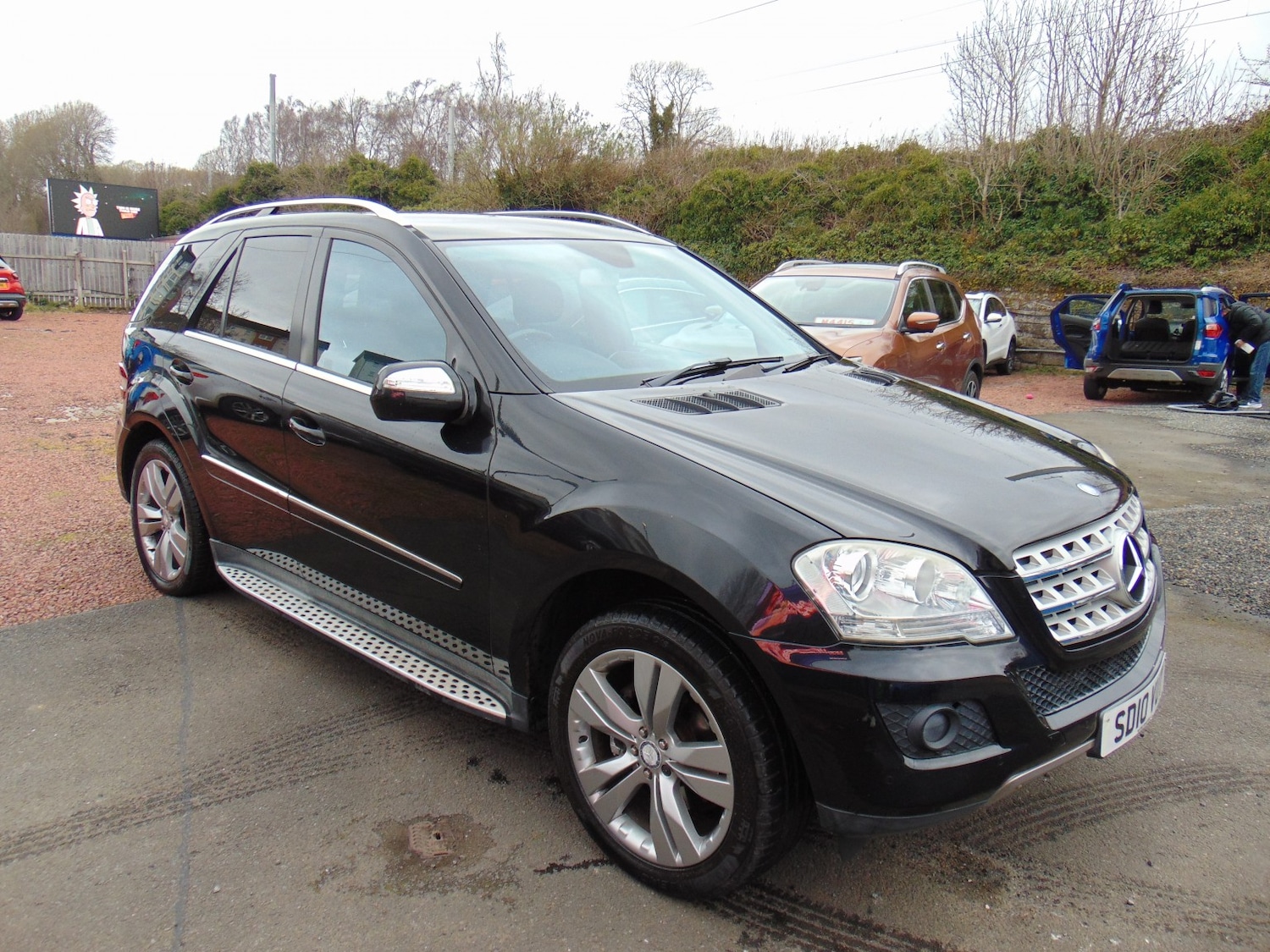 Used Mercedes-Benz M Class 2010 for sale - 77675722: Photo 3
