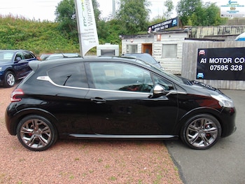 Used Peugeot 208 2013 for sale - 75399478: Photo