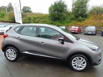 Used Renault Captur 2017 for sale - 79568958: Photo