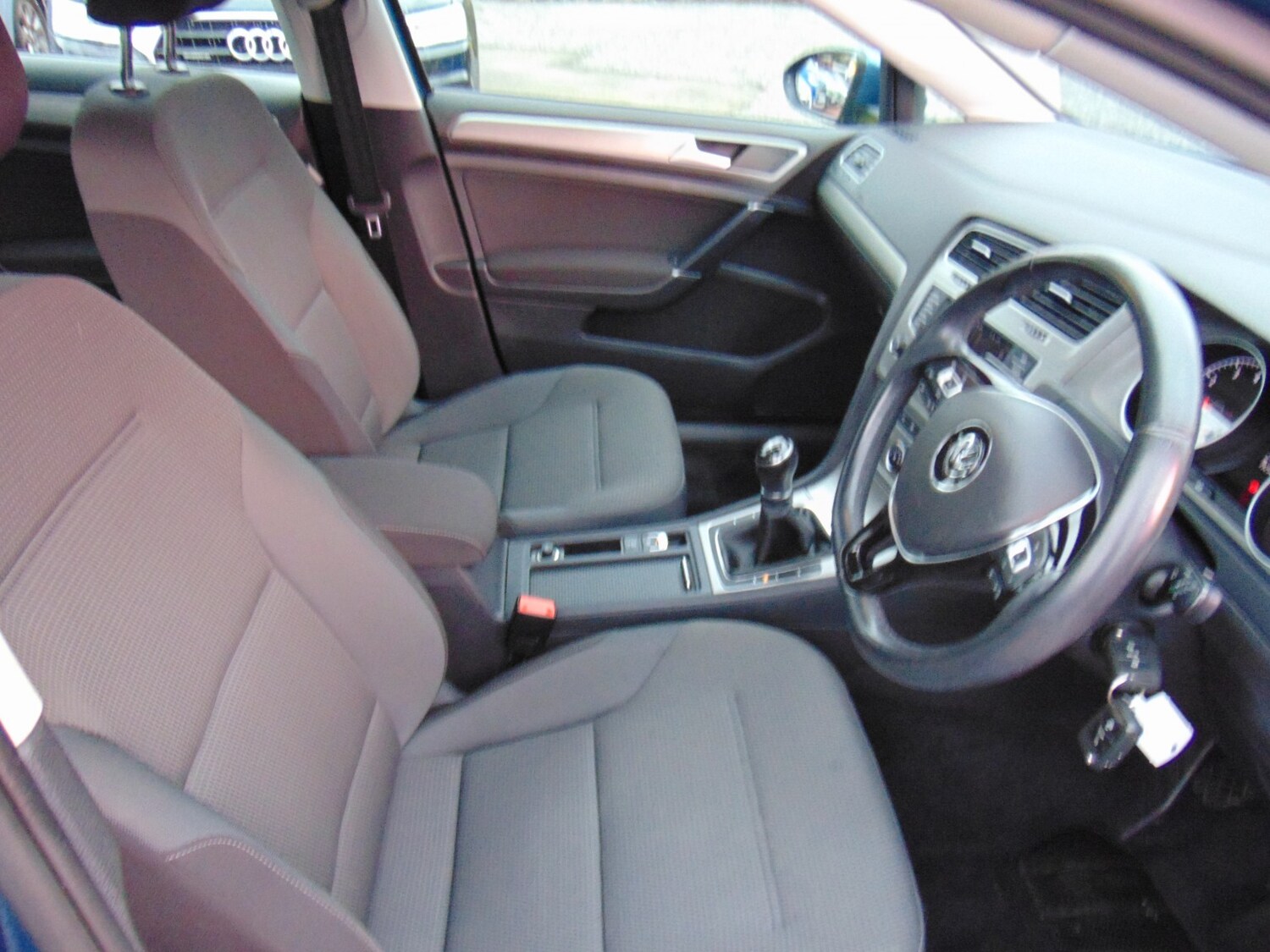 Used Volkswagen Golf 2017 for sale - 77465596: Photo 12