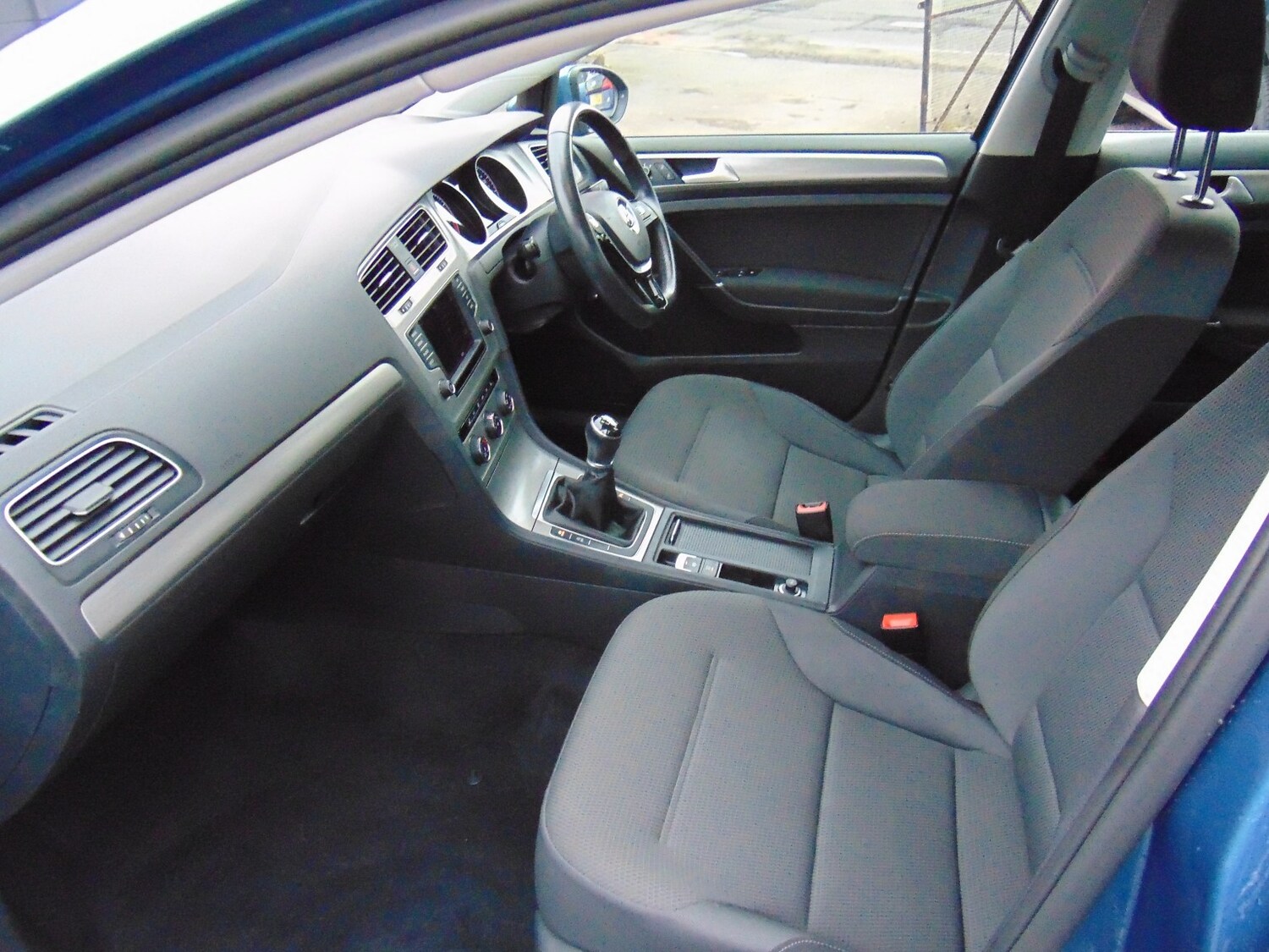 Used Volkswagen Golf 2017 for sale - 77465596: Photo 15