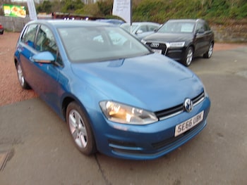 Used Volkswagen Golf 2017 for sale - 77465596: Photo