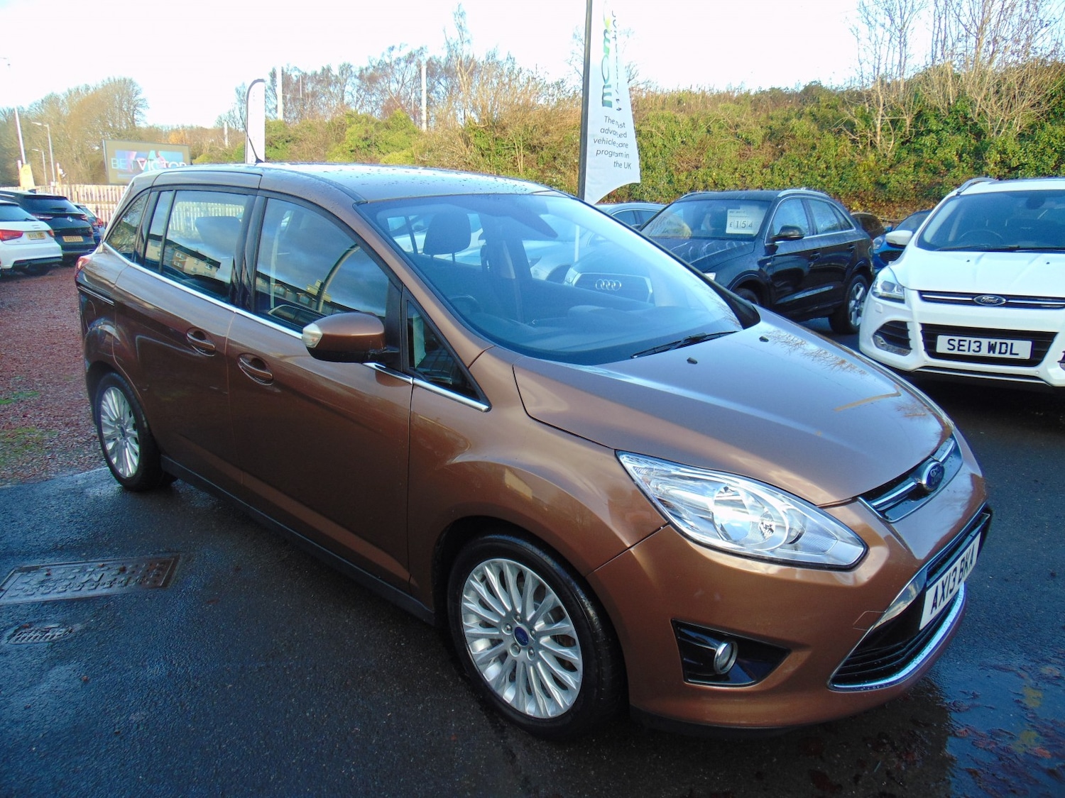 Used Ford Grand C-Max 2013 for sale - 76777053: Photo 3