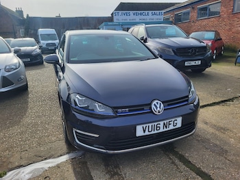 Used Volkswagen Golf 2016 for sale - 77646723: Photo