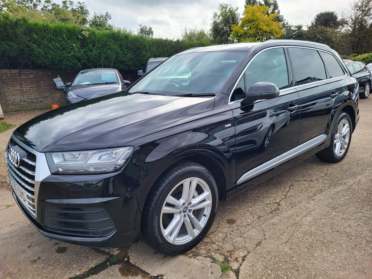 Used Audi Q7 2016 for sale - 77852905: Photo 2