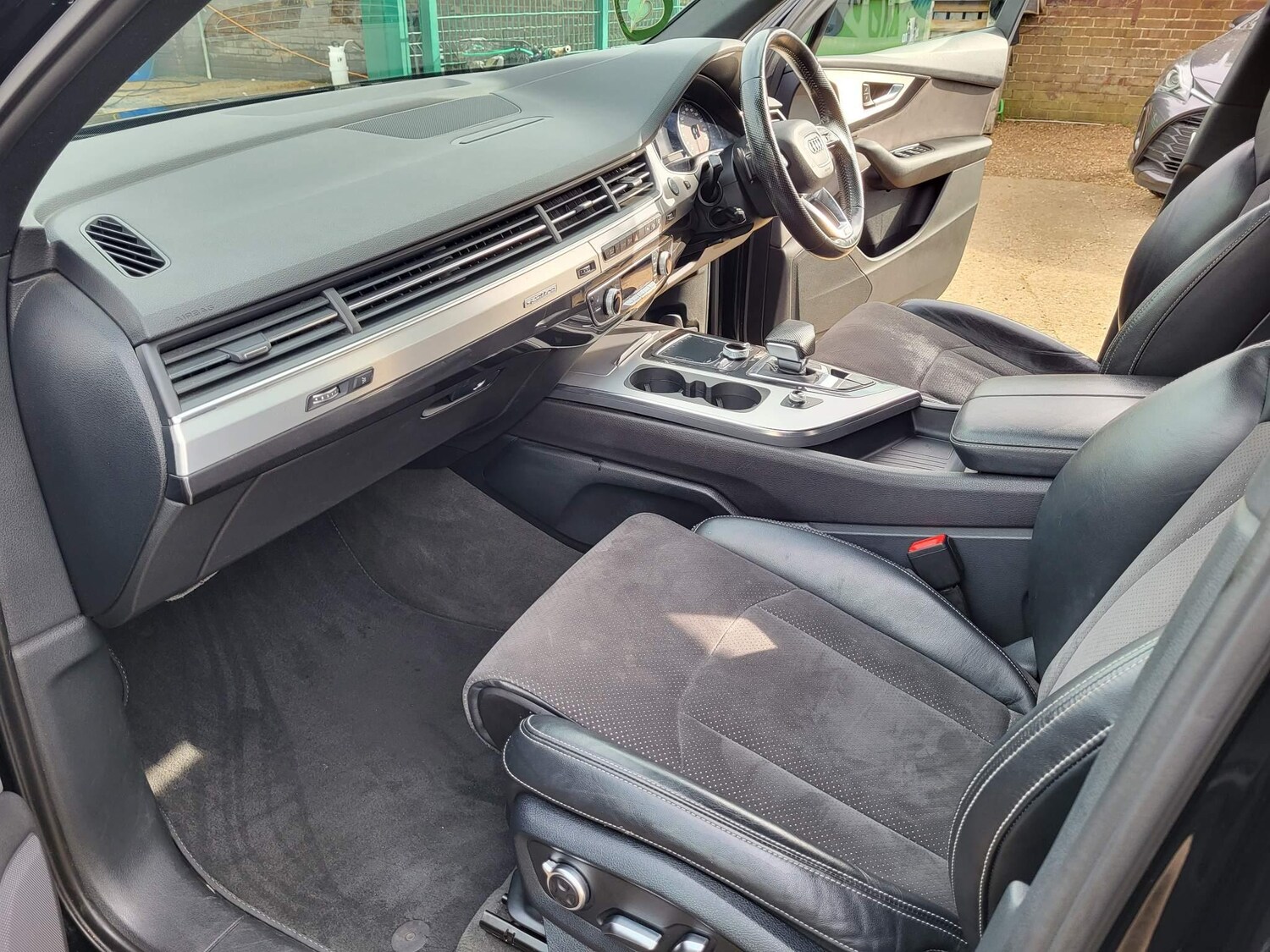 Used Audi Q7 2016 for sale - 77852905: Photo 30