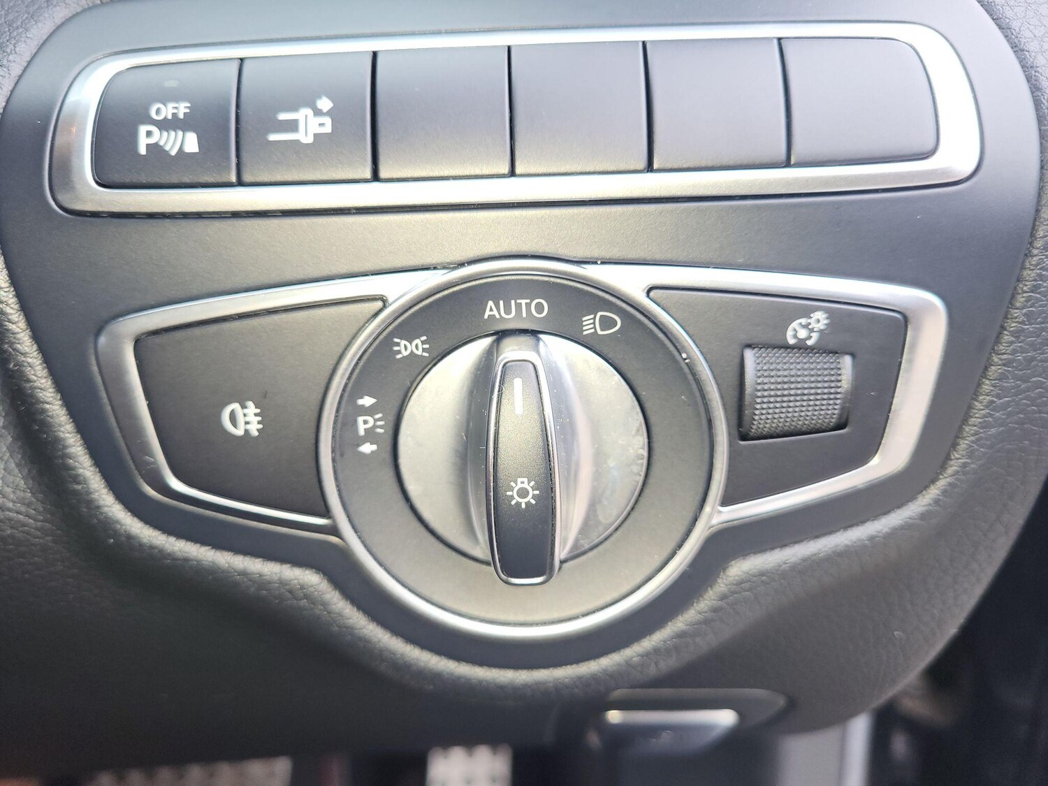 Used Mercedes-Benz C Class 2018 for sale - 77992920: Photo 29