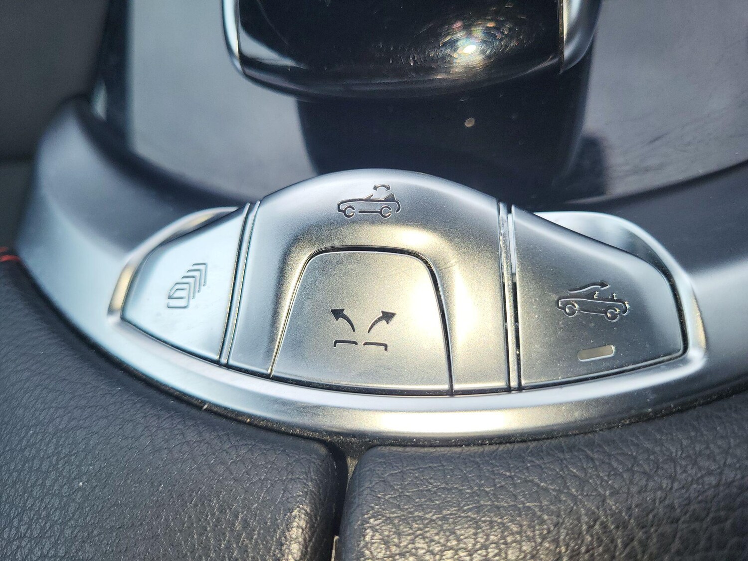 Used Mercedes-Benz C Class 2018 for sale - 77992920: Photo 32