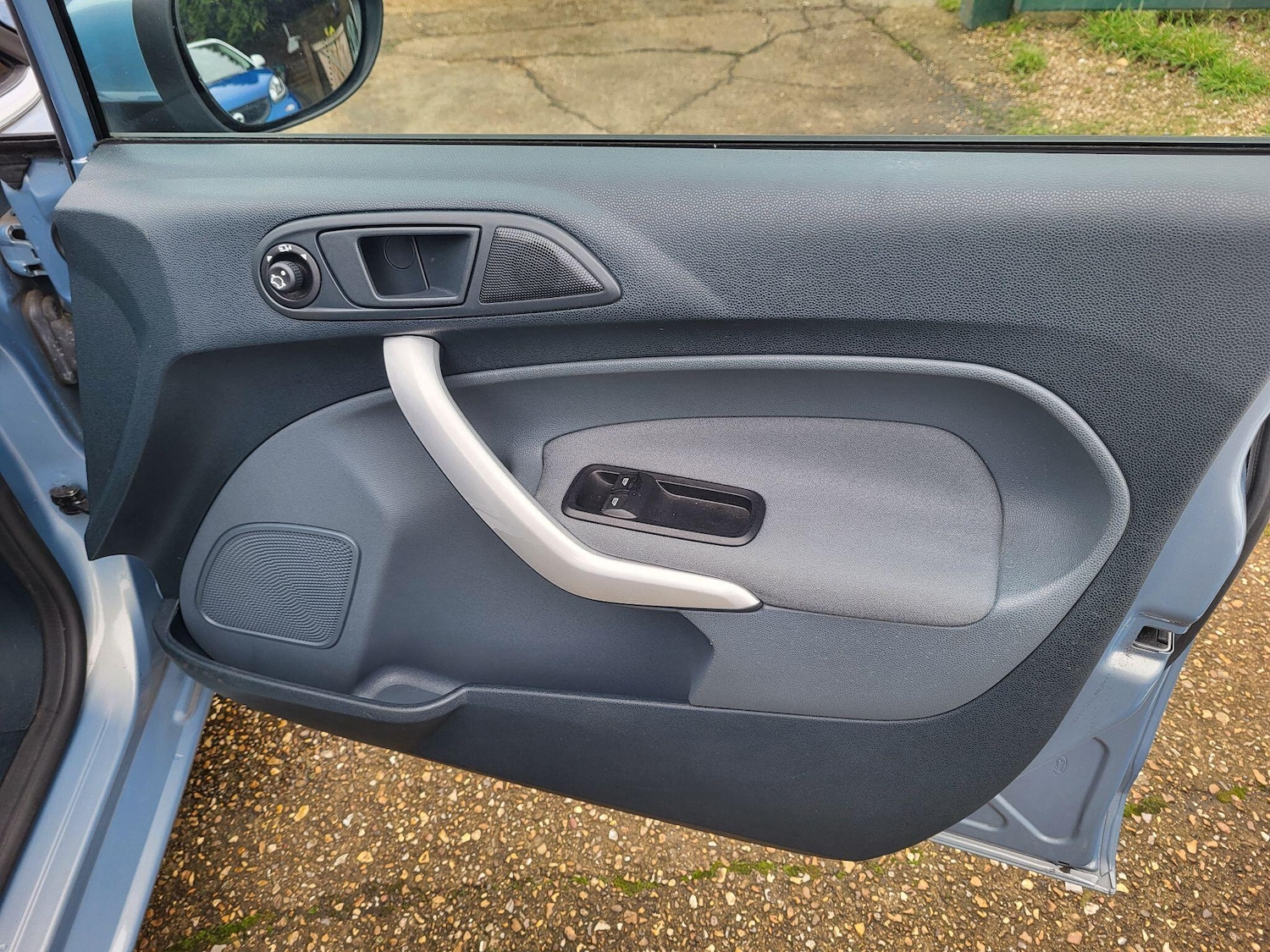 Used Ford Fiesta 2010 for sale - 77625389: Photo 12