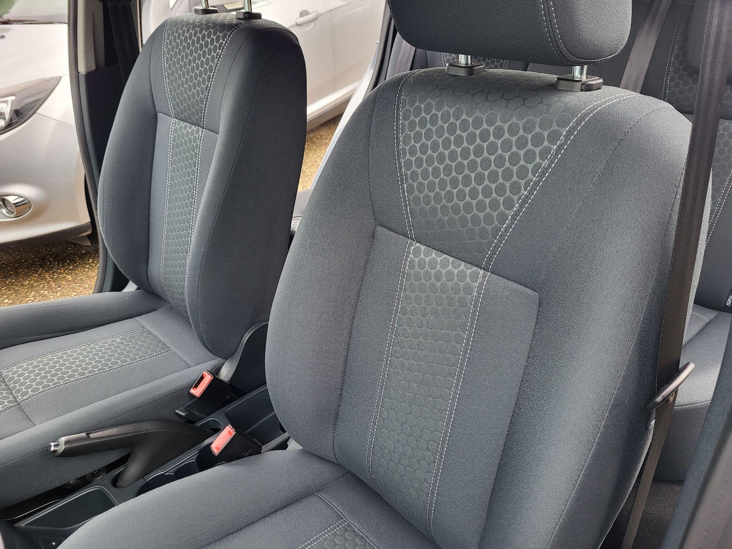 Used Ford Fiesta 2010 for sale - 77625389: Photo 19