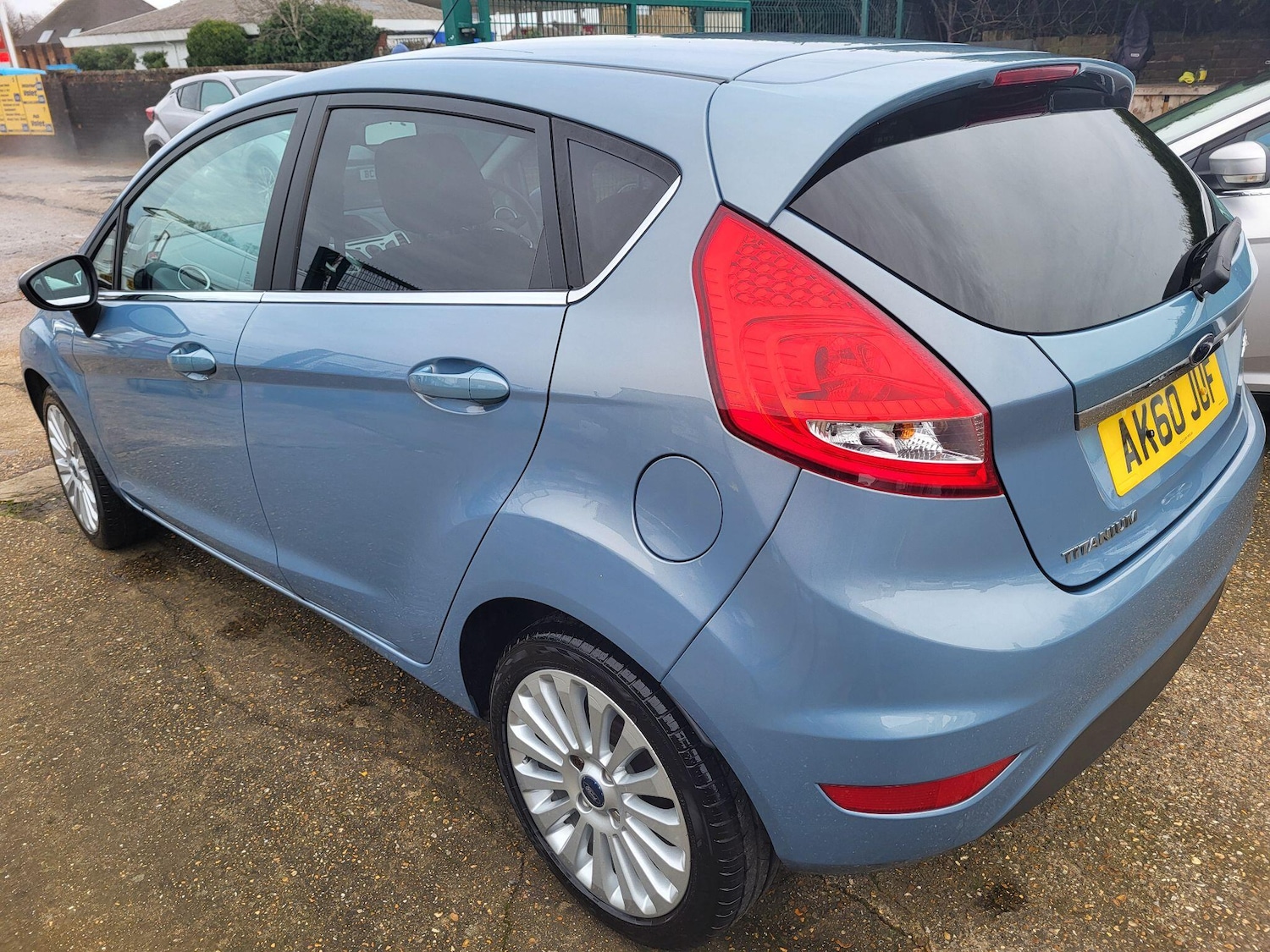 Used Ford Fiesta 2010 for sale - 77625389: Photo 4