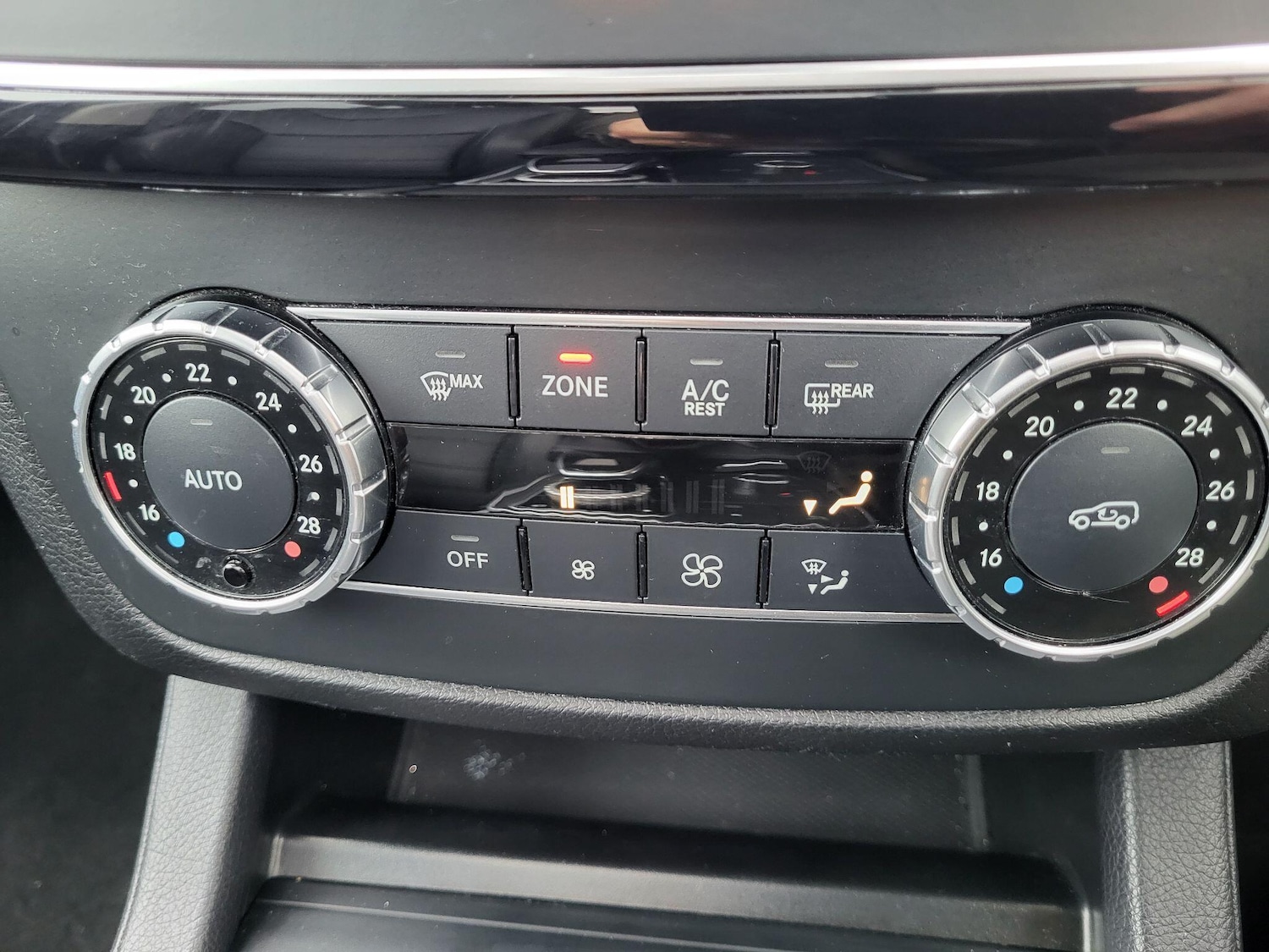 Used Mercedes-Benz GLE 2017 for sale - 77627175: Photo 16