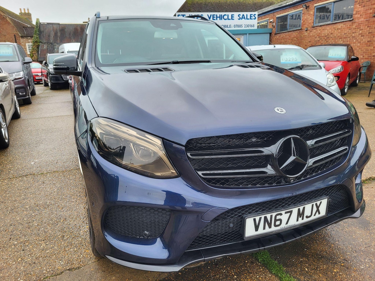 Used Mercedes-Benz GLE 2017 for sale - 77627175: Photo 2