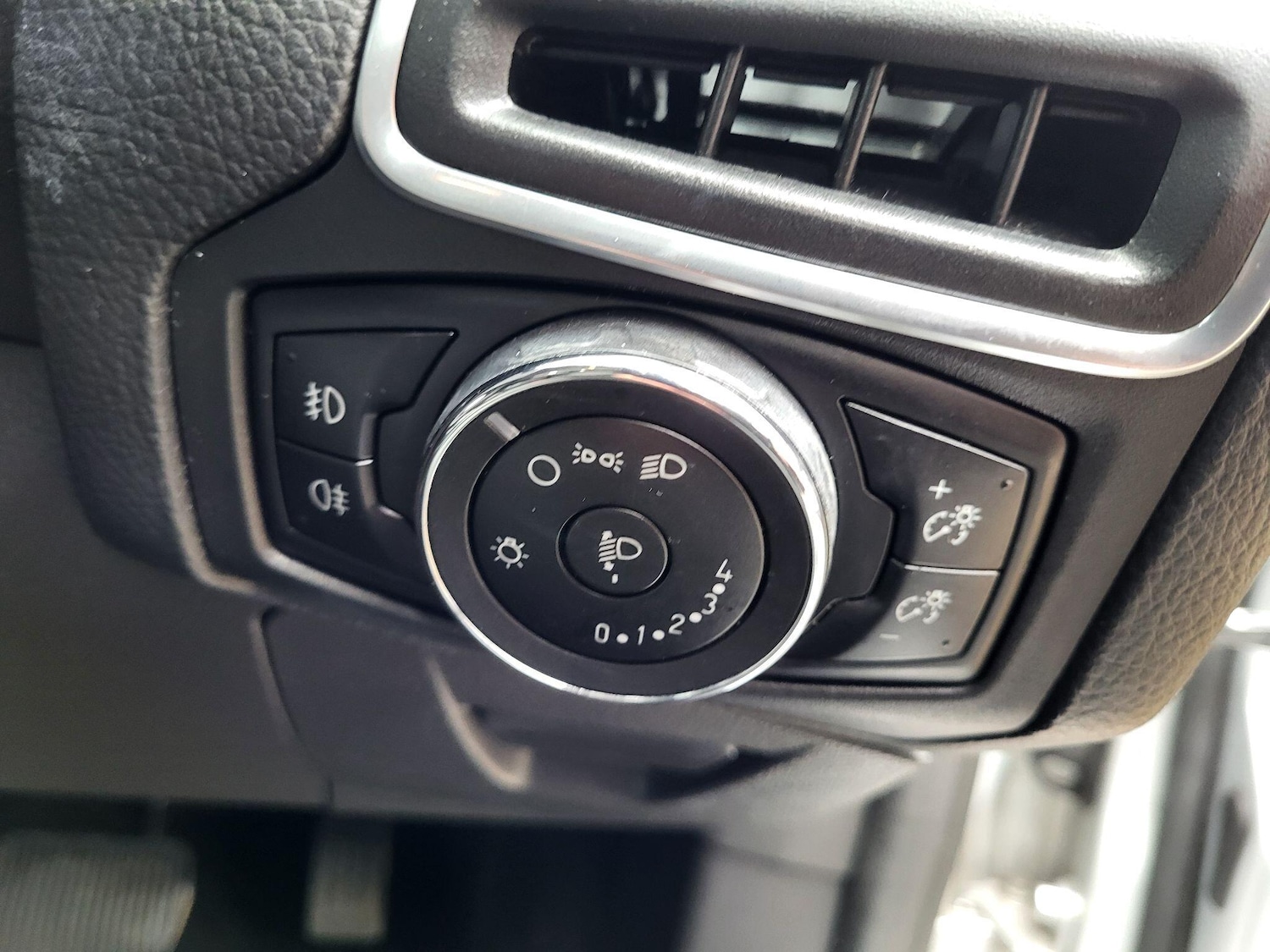 Used Ford Focus 2013 for sale - 77627183: Photo 18