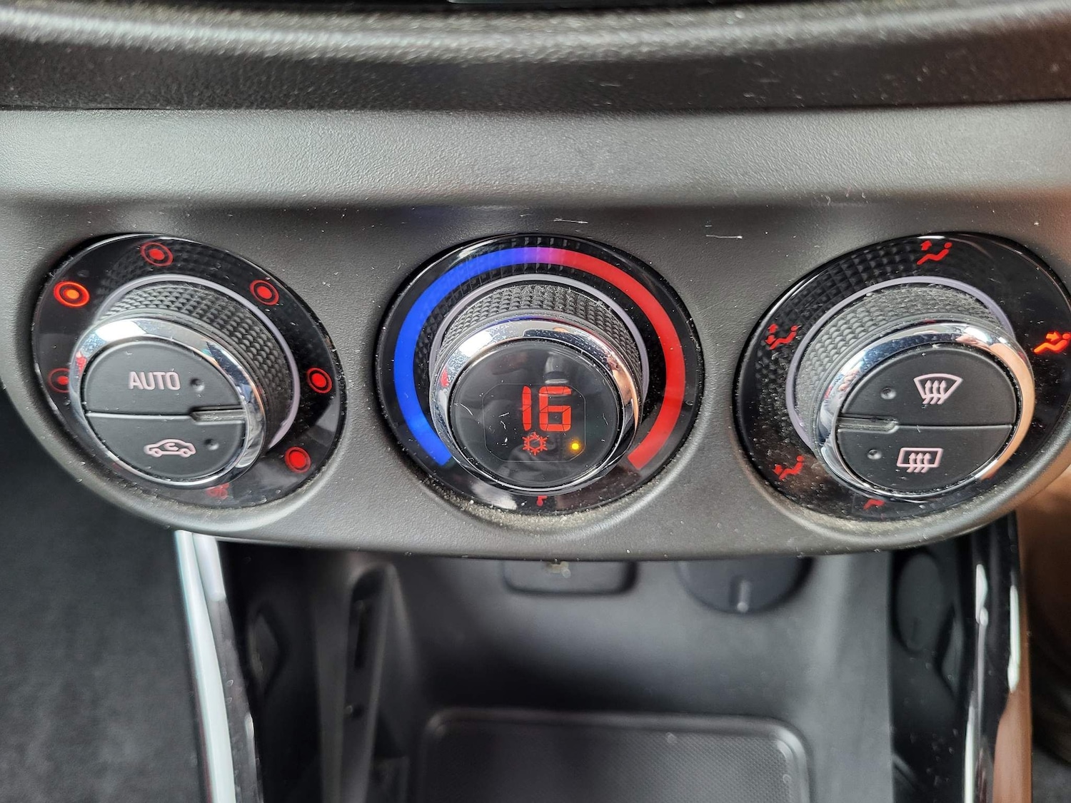 Used Vauxhall ADAM for sale - 77704809: Photo 24